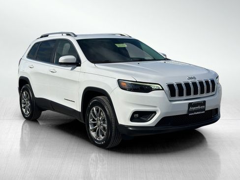 Used 2019 Jeep Cherokee Latitude Plus w/ Comfort/Convenience Group image 1