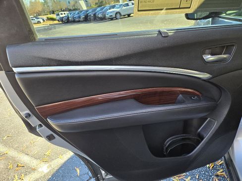 Used 2015 Acura MDX SH-AWD w/ Advance Package image 16