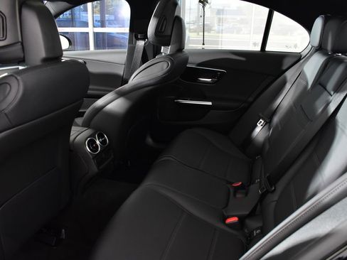 Certified 2025 Mercedes-Benz C 300 4MATIC Sedan image 29