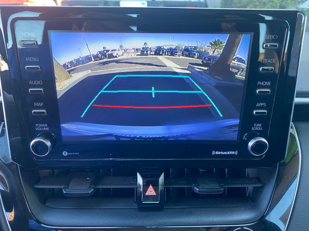 Used 2021 Toyota Corolla LE FWD image 16