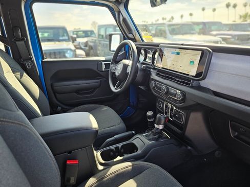 New 2026 Jeep Gladiator Sport AWD/4WD image 27
