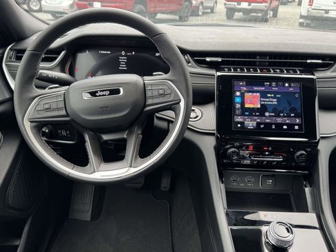 New 2025 Jeep Grand Cherokee L Laredo w/ Luxury Tech Group I AWD/4WD image 2