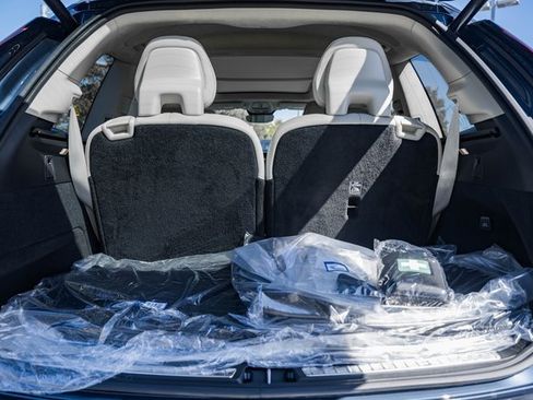 New 2026 Volvo XC90 B6 Ultra image 9