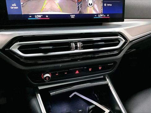 Used 2023 BMW i4 eDrive35 image 33