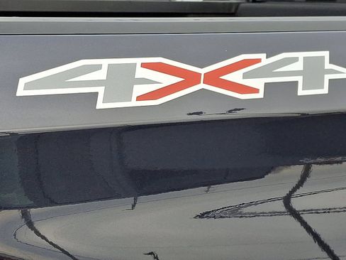 Used 2024 Chevrolet Silverado 1500 W/T image 29