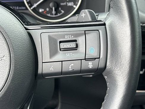 Used 2023 Nissan Rogue SV w/ SV Premium B Package FWD image 26