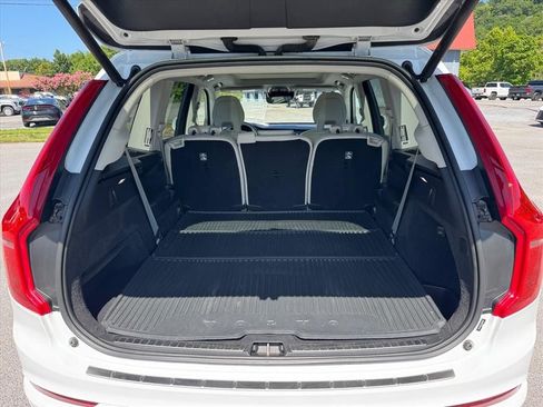 Used 2018 Volvo XC90 T6 Momentum w/ Convenience Package AWD/4WD image 16