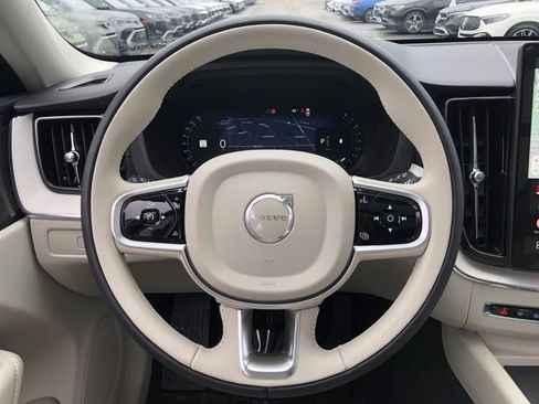 New 2026 Volvo XC60 B5 Ultra w/ Protection Package Premier image 18