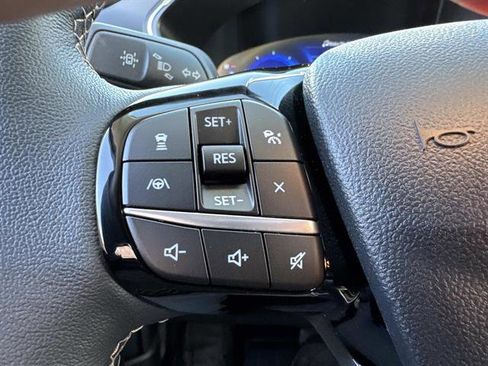 Used 2022 Ford Escape Titanium w/ Titanium Elite Package image 13