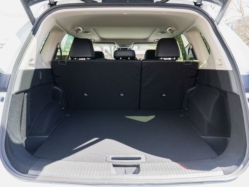 New 2026 Nissan Rogue SV image 8