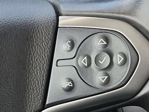 Used 2018 Chevrolet Silverado 1500 LT w/ All Star Edition AWD/4WD image 24