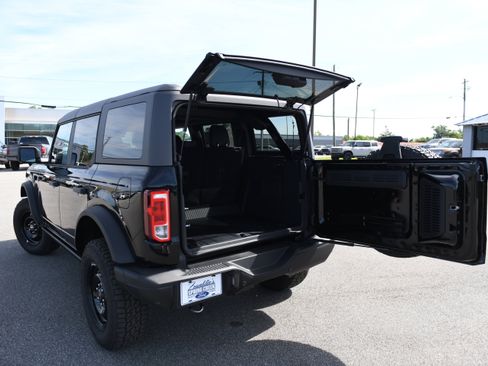 New 2026 Ford Bronco Big Bend w/ Black Diamond Package AWD/4WD image 10