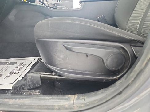 Used 2022 Kia Sorento LX image 15