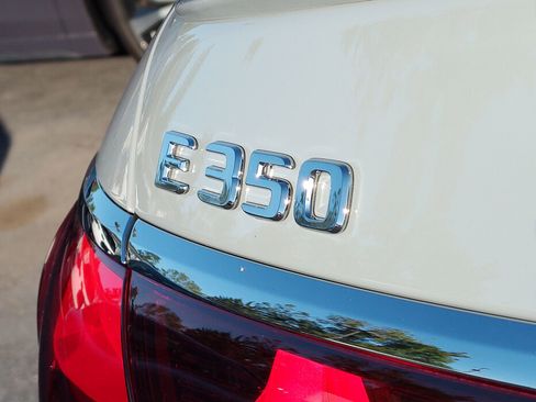 Used 2025 Mercedes-Benz E 350 Sedan image 30