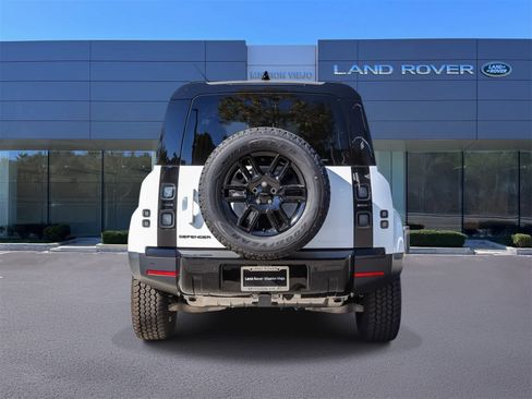 New 2026 Land Rover Defender 110 S image 5