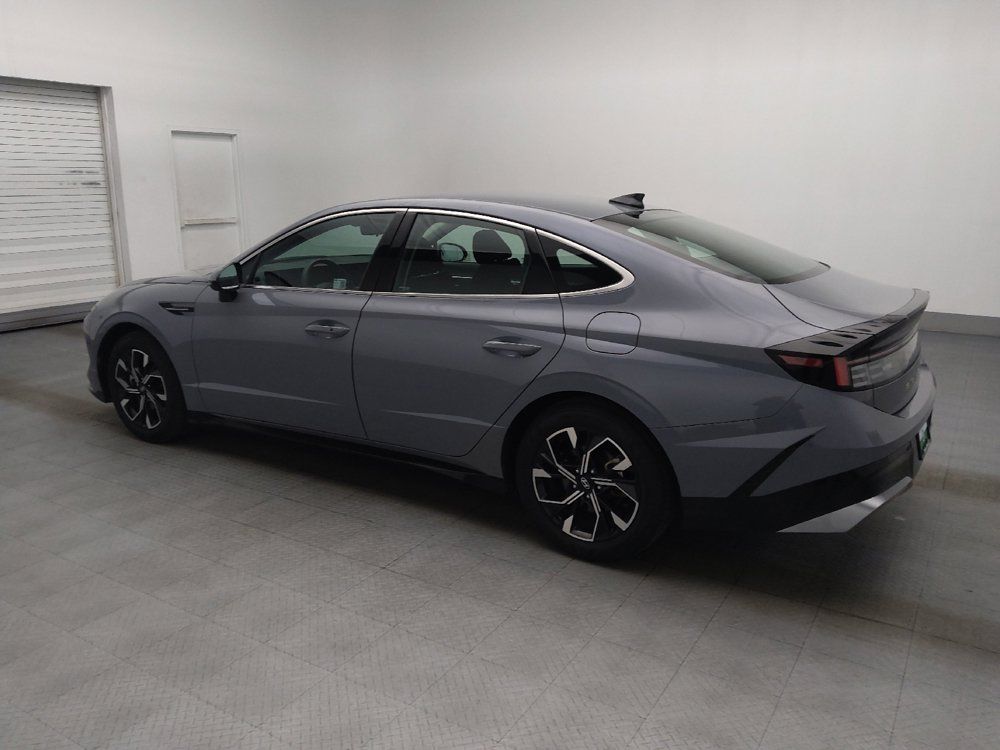 Used 2025 Hyundai Sonata SEL FWD image 3