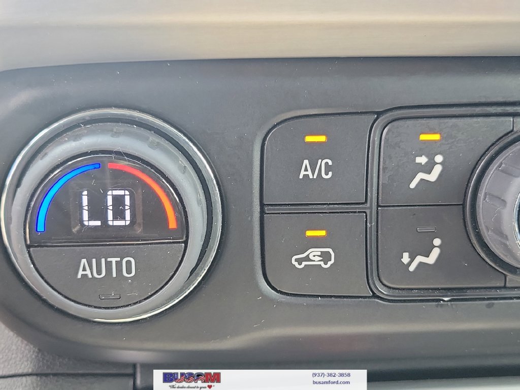 Used 2023 GMC Acadia SLE AWD/4WD image 25