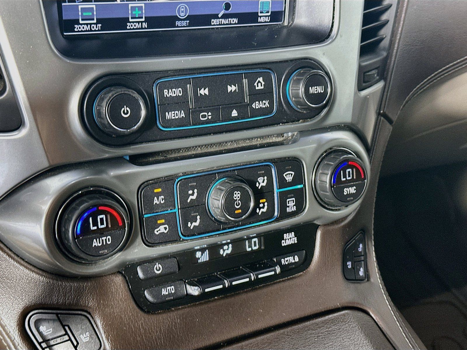 Used 2015 Chevrolet Suburban LTZ w/ Texas Edition RWD image 16