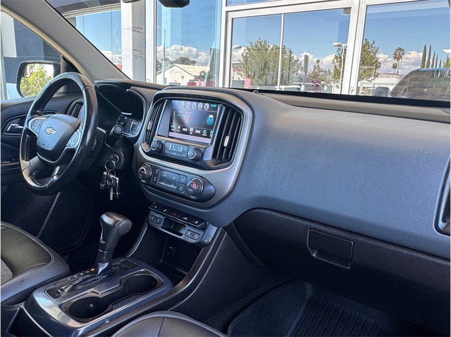Used 2018 Chevrolet Colorado Z71 AWD/4WD image 22