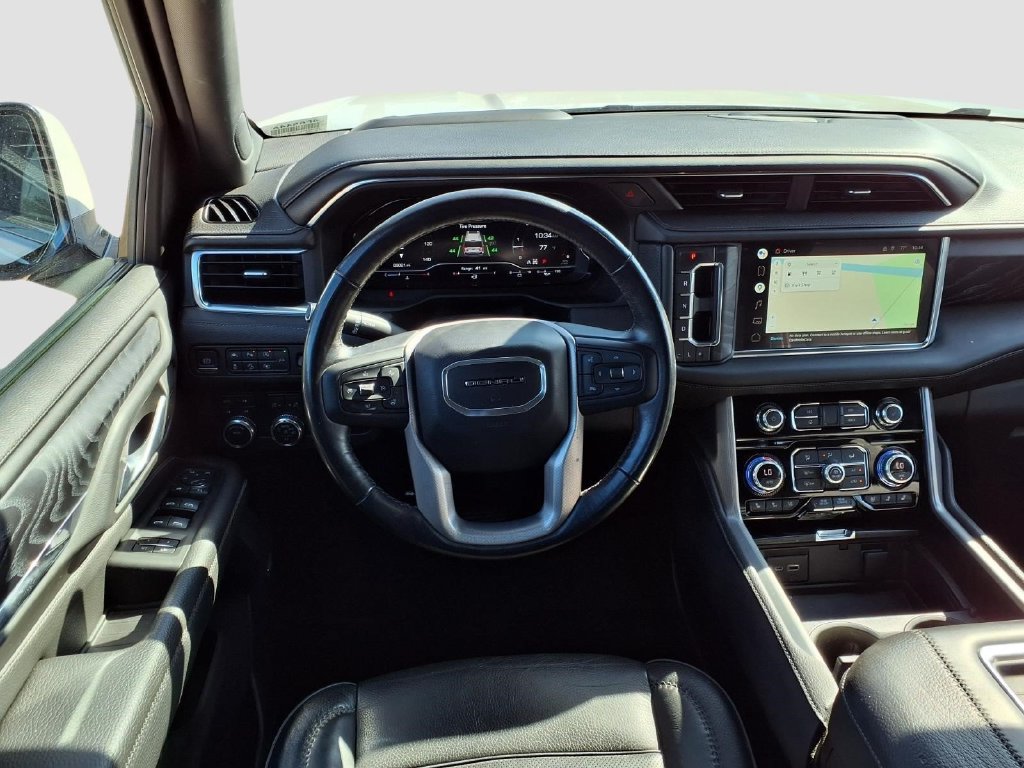 Used 2022 GMC Yukon Denali AWD/4WD image 9