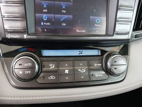 Used 2015 Toyota RAV4 XLE image 23