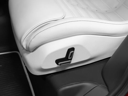 Certified 2025 Ferrari Purosangue AWD/4WD image 76