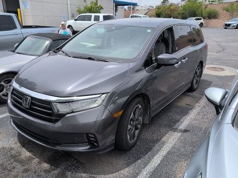 Used 2022 Honda Odyssey Elite image 1