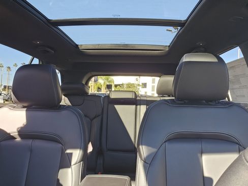 New 2025 Jeep Grand Cherokee Limited image 30