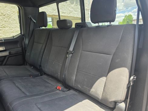 Used 2018 Ford F150 XLT w/ Equipment Group 302A Luxury AWD/4WD image 8