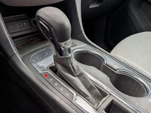 Used 2023 Chevrolet Equinox LT w/ Driver Convenience Package image 11