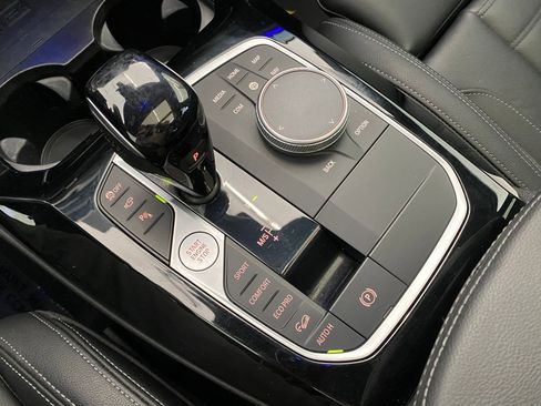 Certified 2023 BMW X4 M40i w/ Premium Package image 18