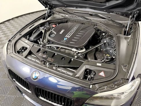 Used 2014 BMW 535d Sedan RWD image 18