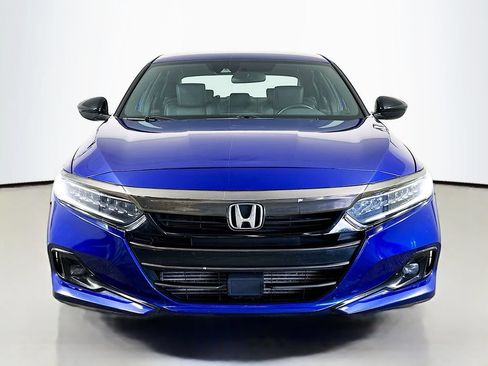Used 2022 Honda Accord Sport image 2