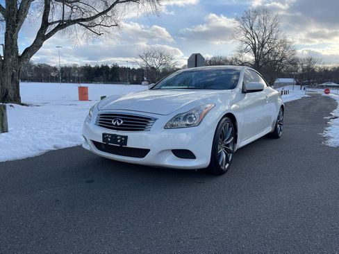 Used 2010 INFINITI G37 Sport image 3