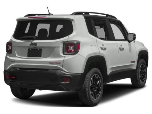 Used 2015 Jeep Renegade Trailhawk w/ Safety & Security Group I AWD/4WD image 5