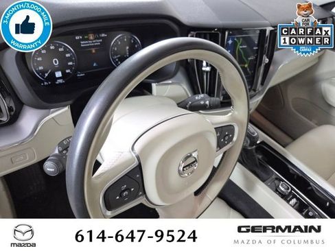 Used 2020 Volvo XC60 T5 Momentum w/ Protection Package Premier image 15