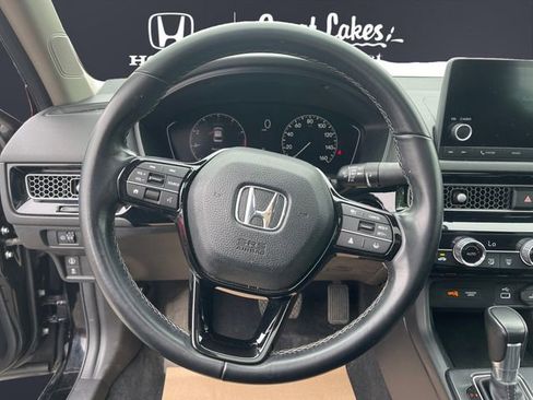Certified 2022 Honda Civic EX image 12