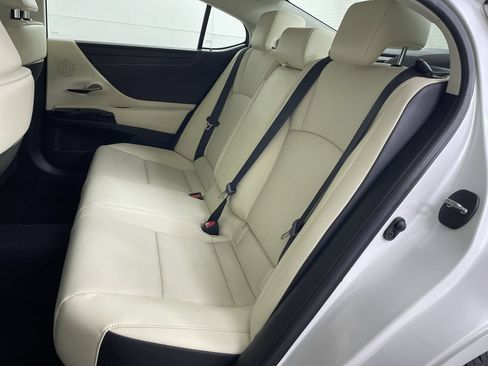 Used 2022 Lexus ES 250 w/ Premium Package AWD/4WD image 20