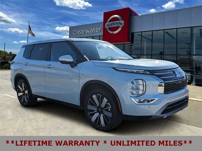 Used 2025 Mitsubishi Outlander SE