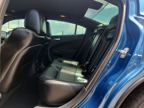 Used 2021 Dodge Charger SXT w/ Plus Group RWD image 8