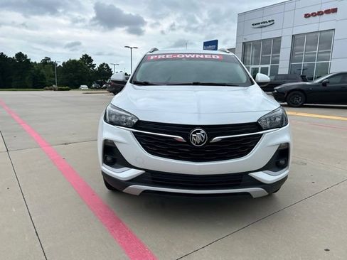 Used 2022 Buick Encore GX Select FWD image 2