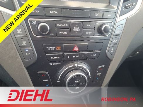 Used 2017 Hyundai Santa Fe AWD w/ SE Ultimate Tech Package 03 image 10