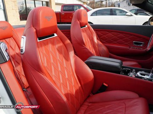 Used 2015 Bentley Continental GT V8 S image 28
