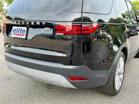 Used 2023 Land Rover Discovery S AWD/4WD image 16