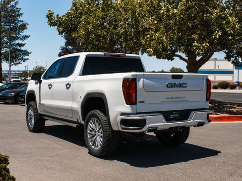 Used 2019 GMC Sierra 1500 Denali w/ Denali Ultimate Package AWD/4WD image 7