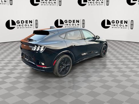 Used 2025 Ford Mustang Mach-E GT AWD/4WD image 8