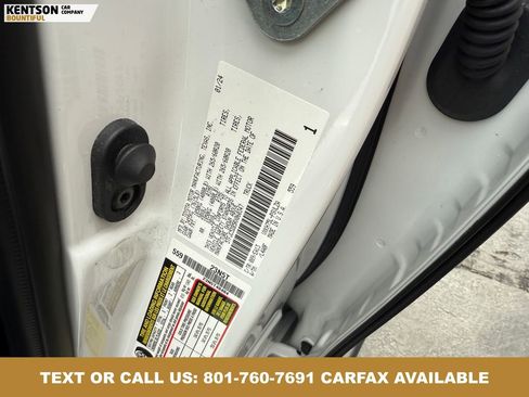 Used 2024 Toyota Tundra Limited w/ Power Package AWD/4WD image 38