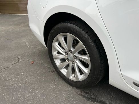 Used 2015 Buick LaCrosse Leather image 11