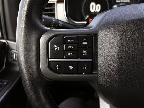 Used 2022 Ford F150 Lariat image 13