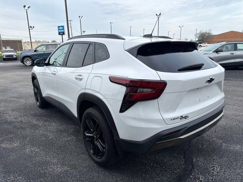 Used 2025 Chevrolet Trax ACTIV w/ Driver Confidence Package image 5